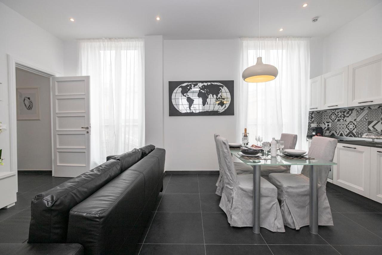 Real Italian Estate - Luxury Black&White Génova Exterior foto